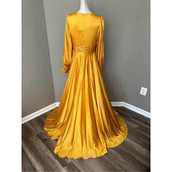 MAC DUGGAL FLOWY SPLIT BISHOP SLEEVE FAUX WRAP GOWN - Picture 10 of 12